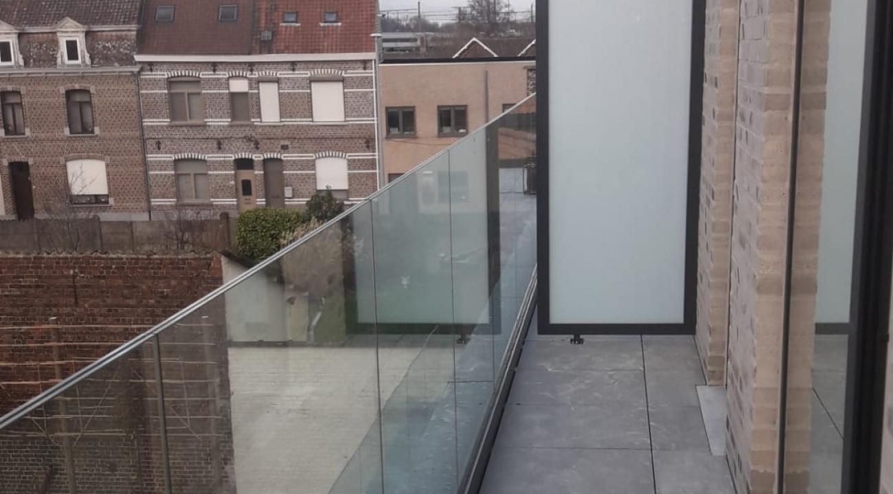 Glazen balustrade