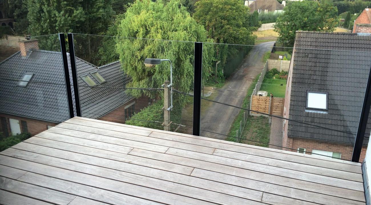 Glazen balustrade