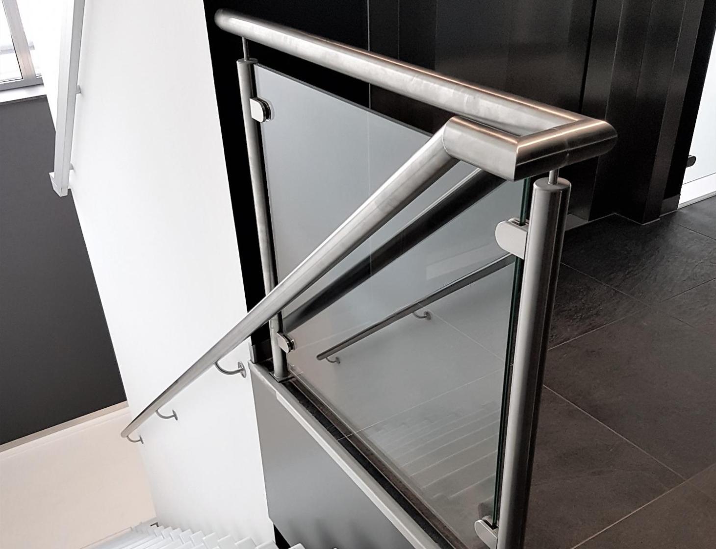 inox trapleuning met glas