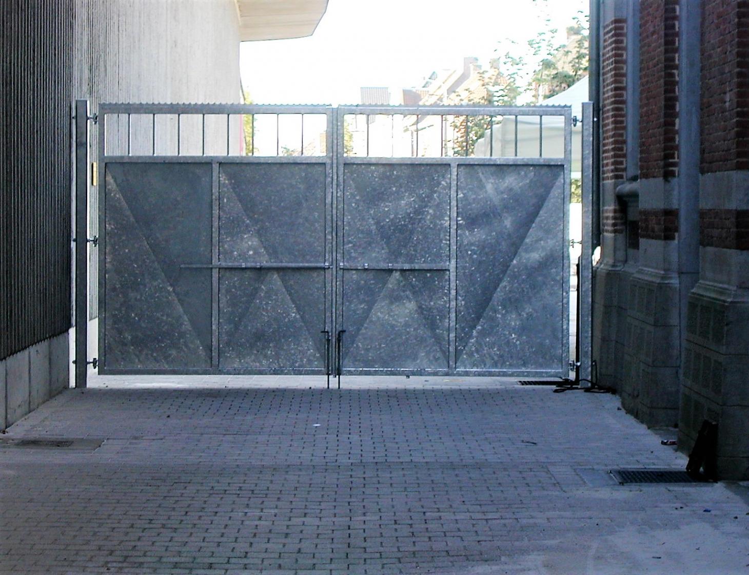 Stalen poort