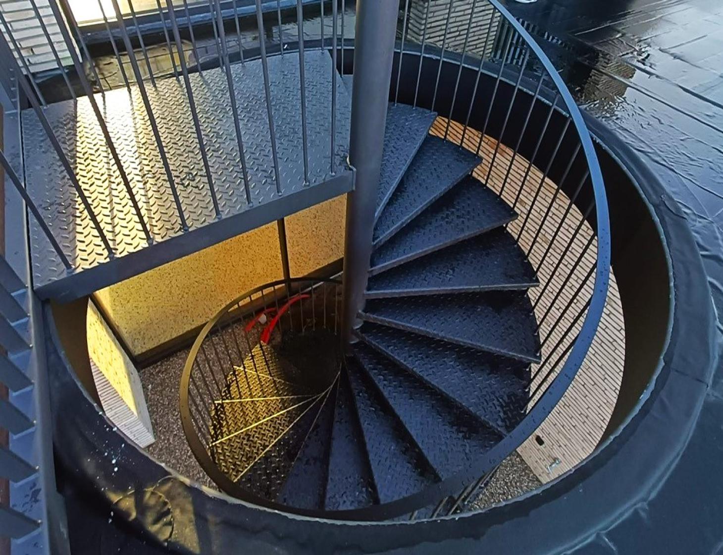Stalen spiltrap