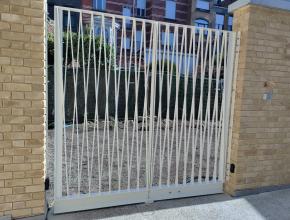 Stalen poort