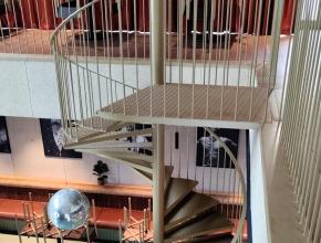 Stalen spiltrap
